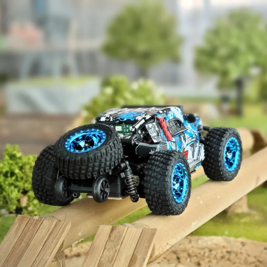 WLtoys 2.4G 4WD 1/28 30KM/H Brushed RC Off-Road Full Proportional Vehicle With LED Lights - Image 2