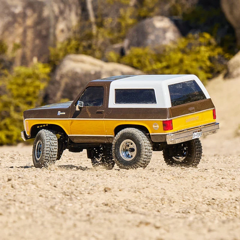 FMS 1:24 FCX24 Chevrolet K5 Blazer RTR -BROWN - Image 8