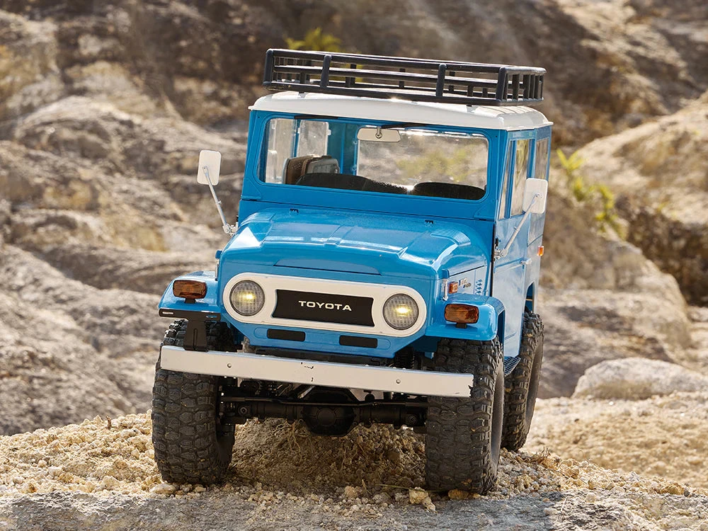 FMS 1:10 Toyota Land Cruiser FJ40 RS - BLUE - Image 7