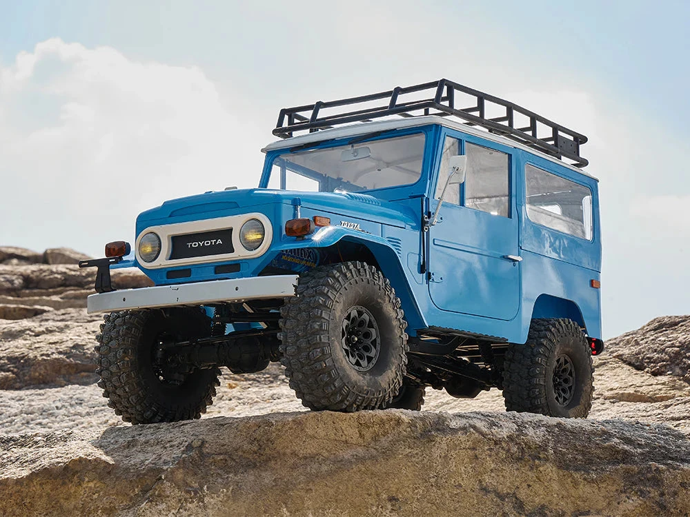 FMS 1:10 Toyota Land Cruiser FJ40 RS - BLUE - Image 5