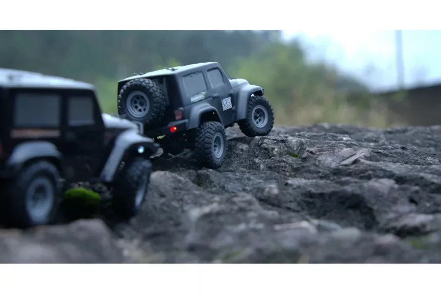 HobbyPlus CR24 1:24 Micro Crawler RTR ( Ranger-Black ) - Image 4
