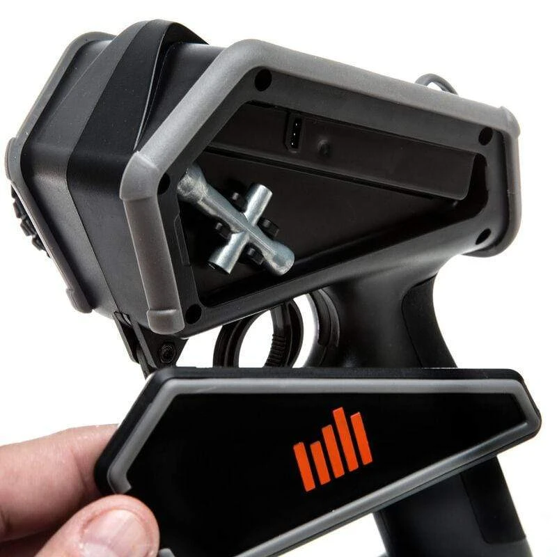 Spektrum DX5 Rugged 5-Channel DSMR Transmitter With SR515 - Image 13